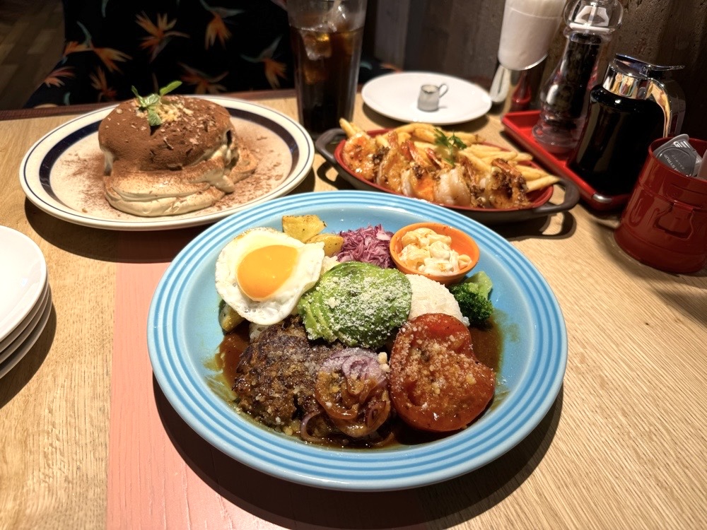 志村坂上のハワイアンカフェ・レストラン「コナズ珈琲」の内覧会